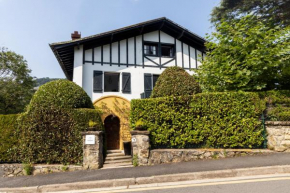 Arbos House